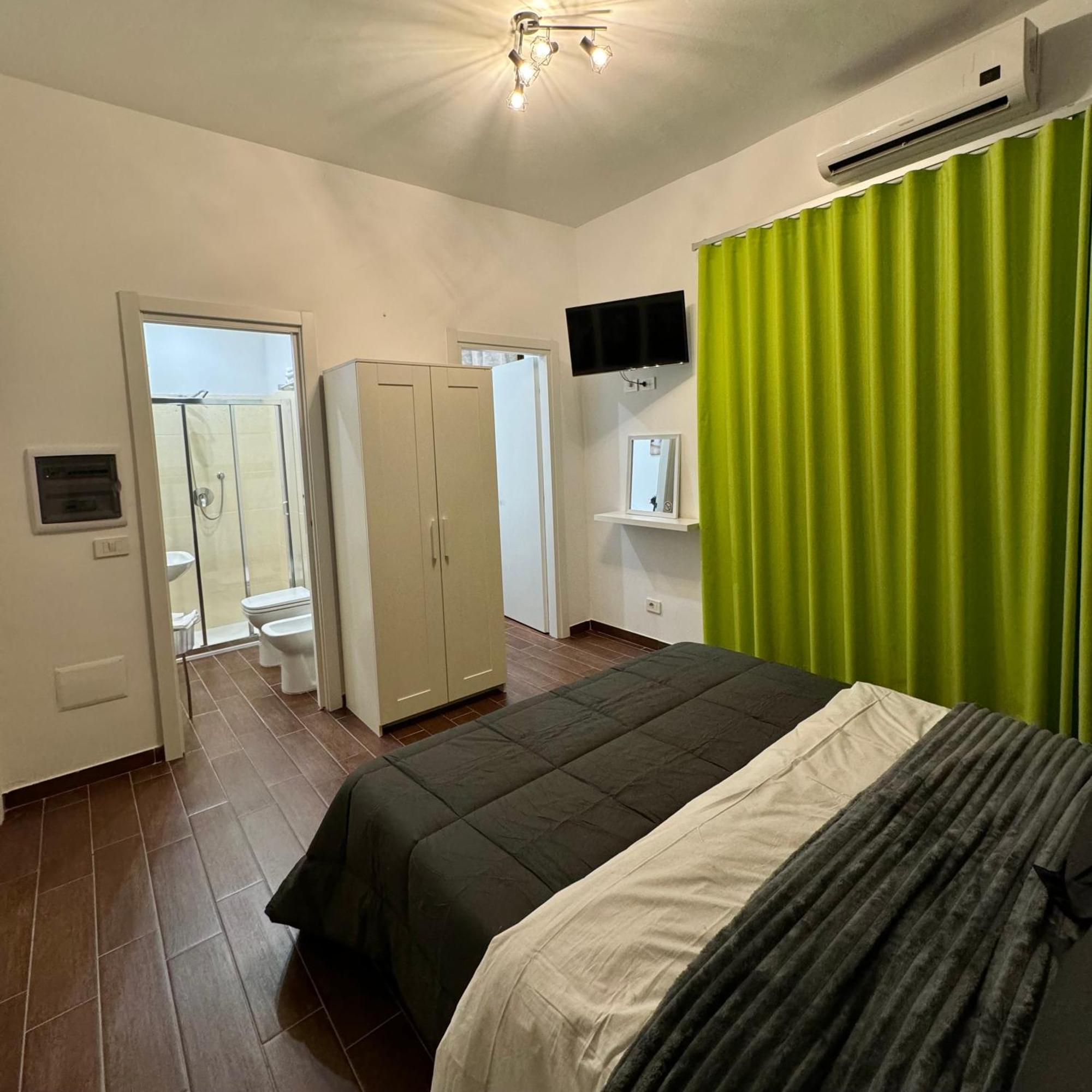 Enotria Bnb Bed and Breakfast Reggio Calabria Esterno foto